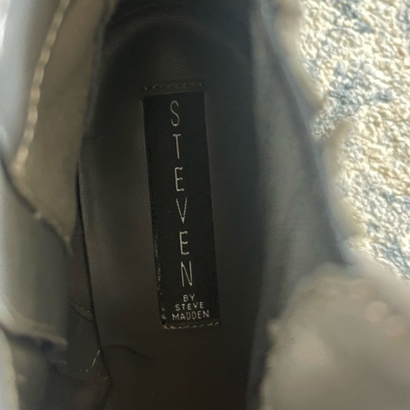 Gray booties - Picture 7 of 9